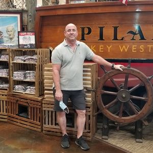 Meet your Posher, Nelson